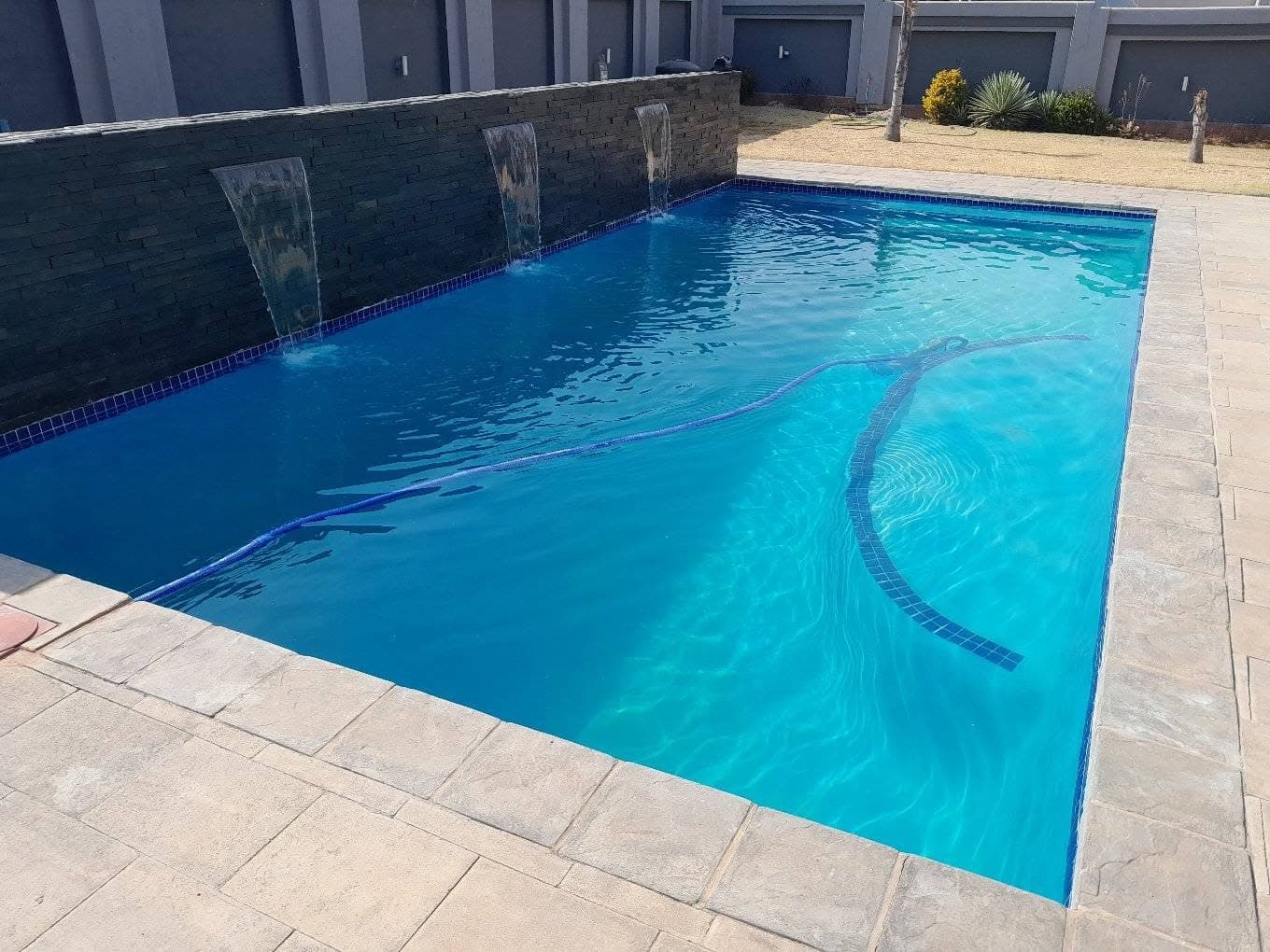 Helderwyk estate brakpan pooL